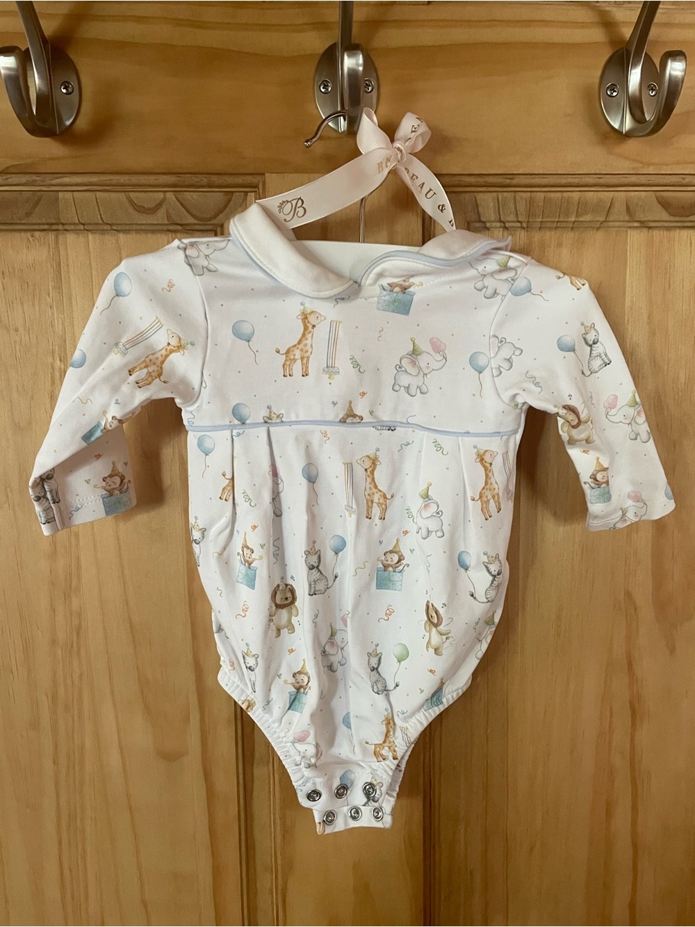 Long-Sleeve Baby One-Piece with Pastel Animal Print - White